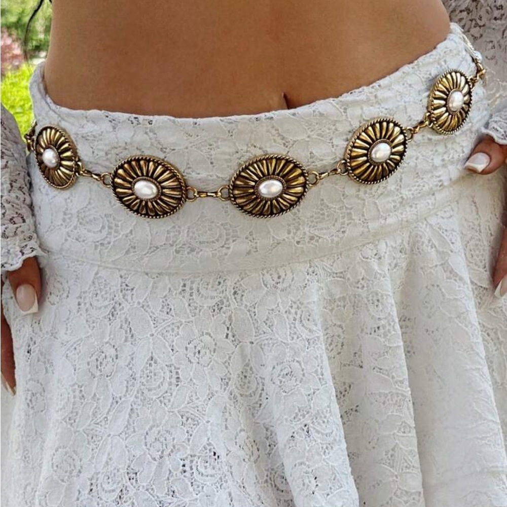 Vintage Boho Gold Pearl Medallion Chain Belt - White Pearled Accents